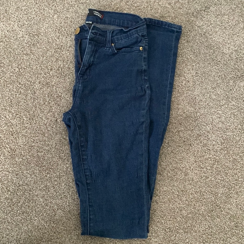 BDG Cigarette High Rise Jeans! Size 25x34